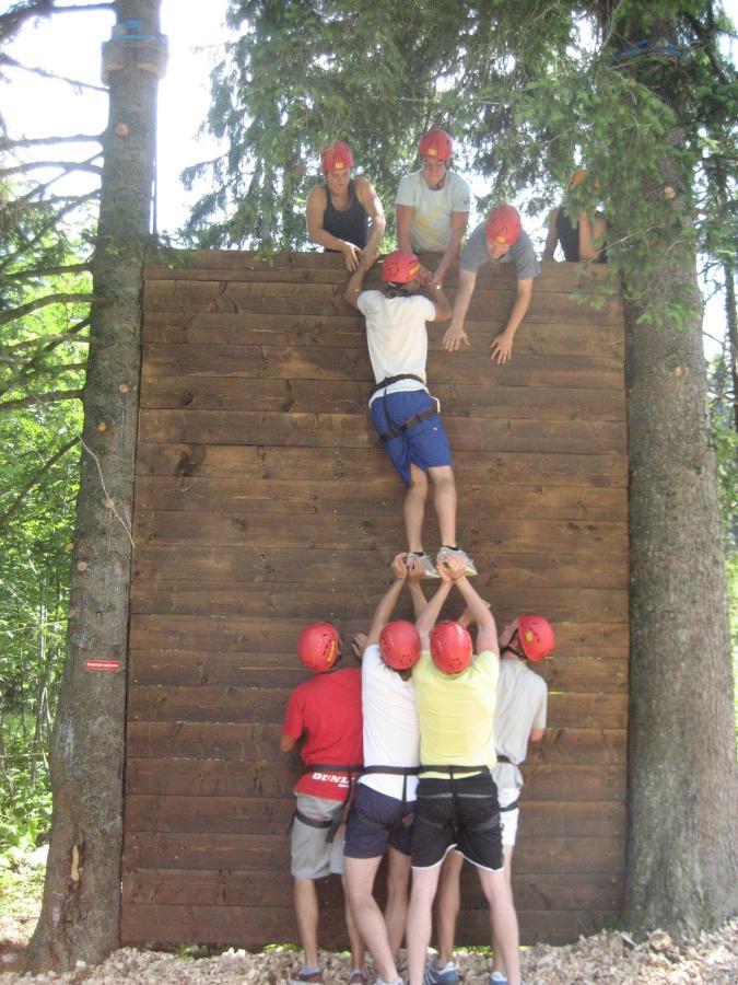 Blsv Sportcamp Direkt Am Kurvenlift Hostel Schliersee Exterior photo